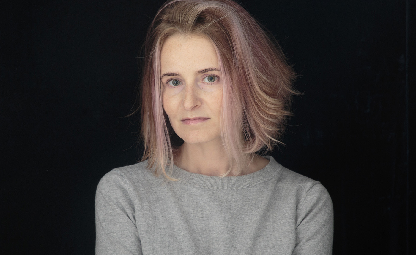 Mary Yuzovskaya – Artists