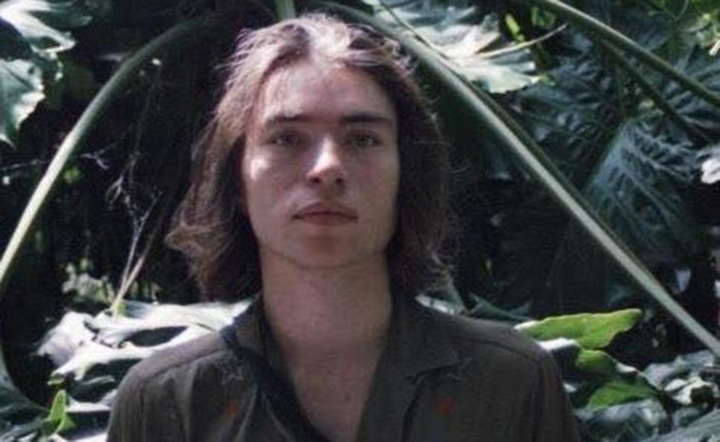 December Beaches – Artists