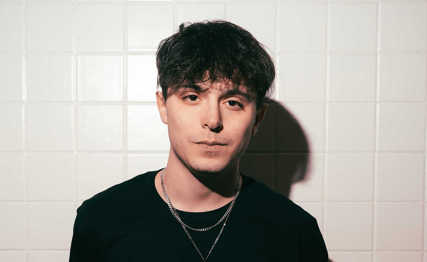 Red Costa Singer Costa – Artists