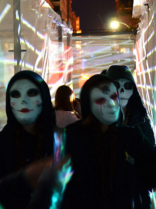 Get Lost and Enlightened in ‘Amaze’