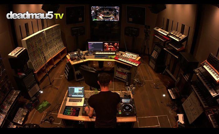 Take A Tour Of Deadmau5 S Stunning New Studio And Enjoy A Two Hour Techno Set Insomniac