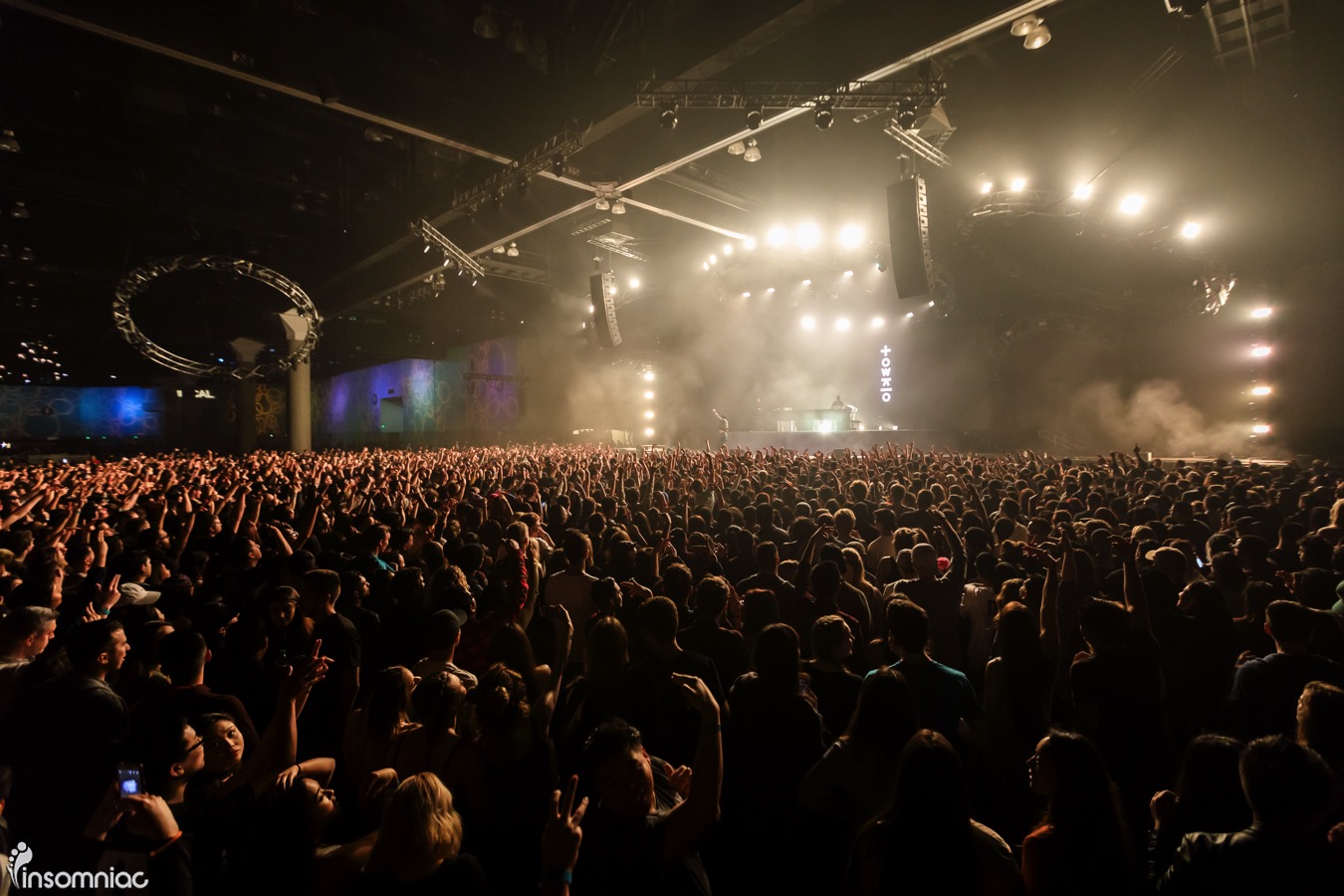 The Chainsmokers Los Angeles Convention Center Insomniac