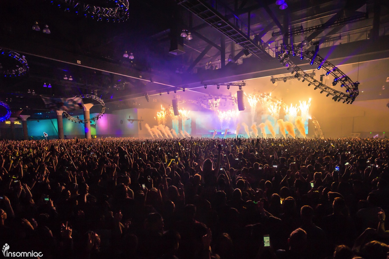 The Chainsmokers Los Angeles Convention Center Insomniac