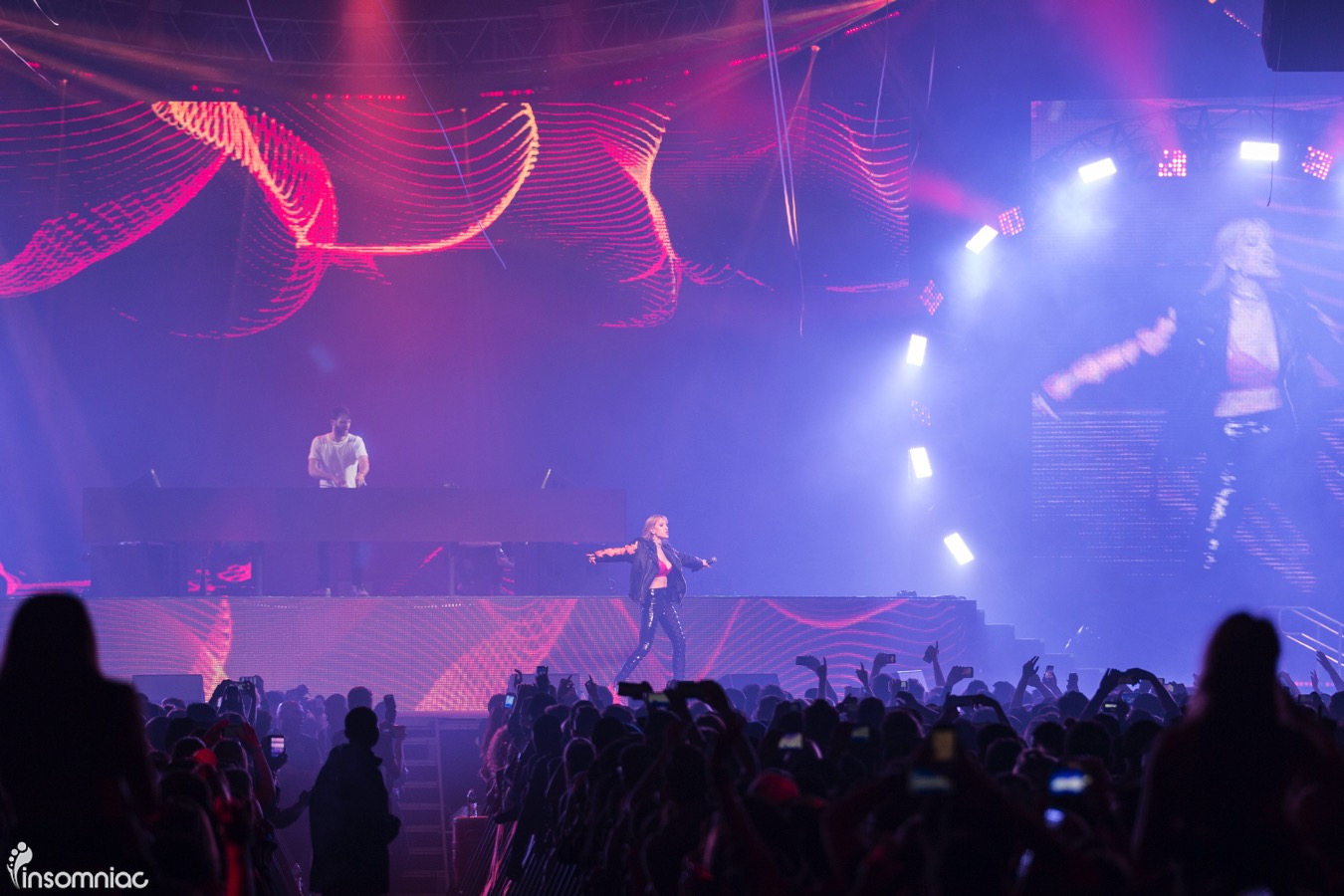 The Chainsmokers Los Angeles Convention Center Insomniac