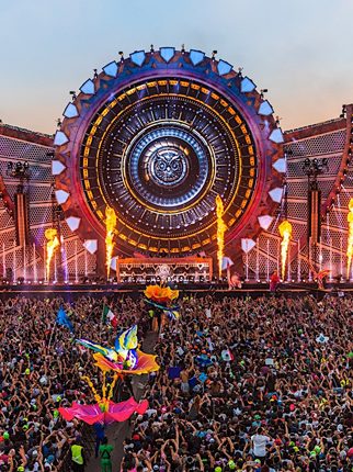 Check Out the 10 Best Photos From EDC Mexico 2017 Day 2