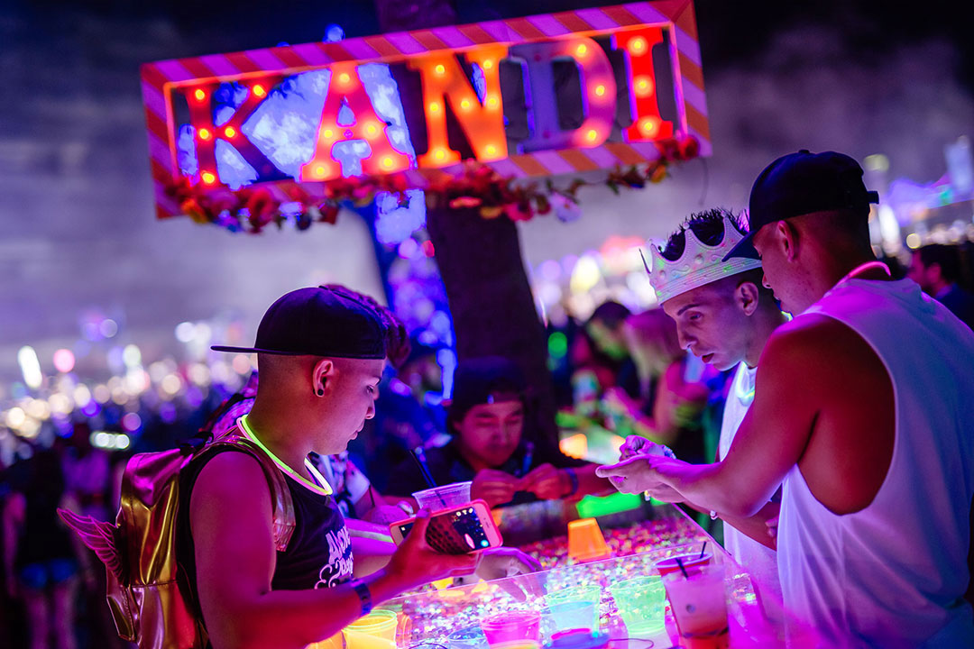 Headliners making kandi