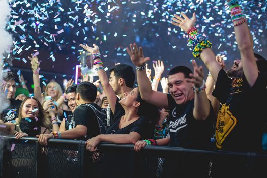 Confetti rains over happy Headliners