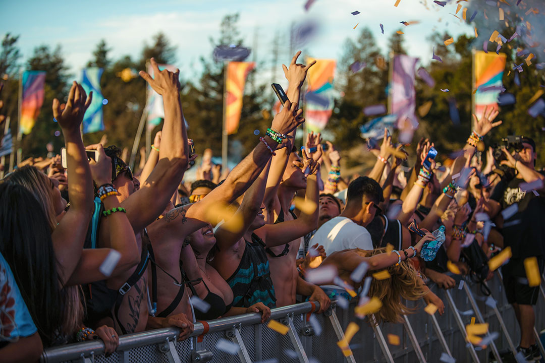 Confetti rains over the front row