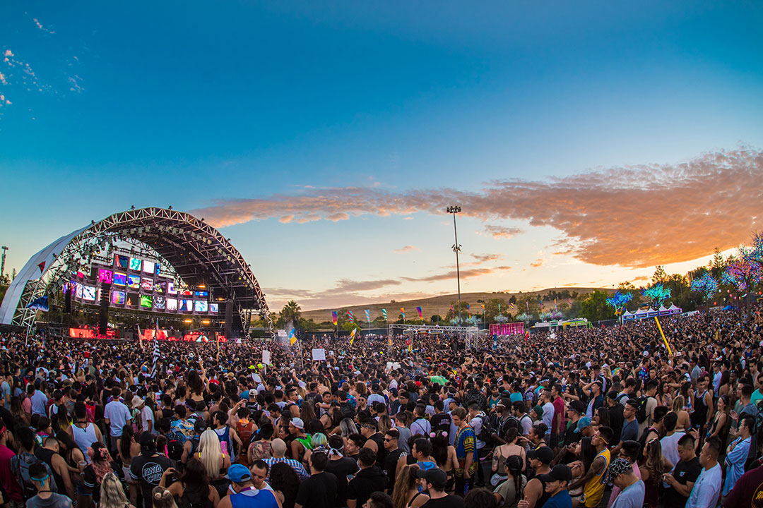 Frequency 1.1 at sunset