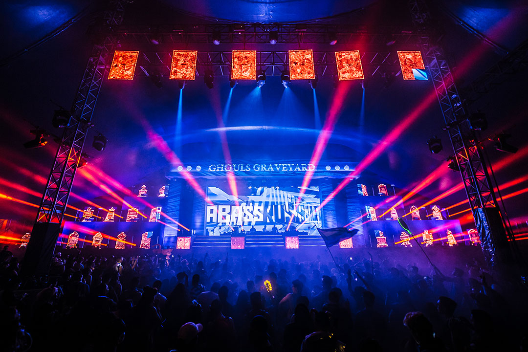 The Ghouls' Graveyard stage
