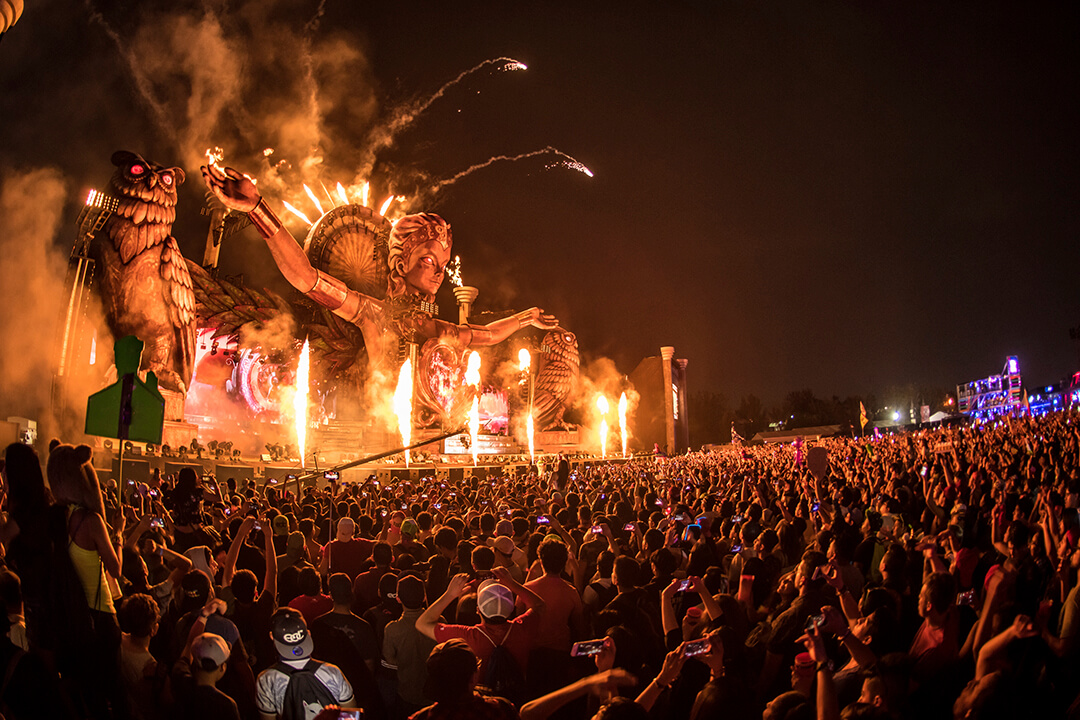 Kinetic Field Stage