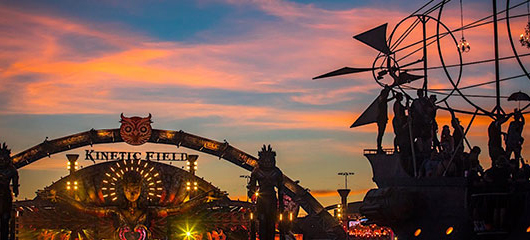 The Wench art car at kineticFIELD