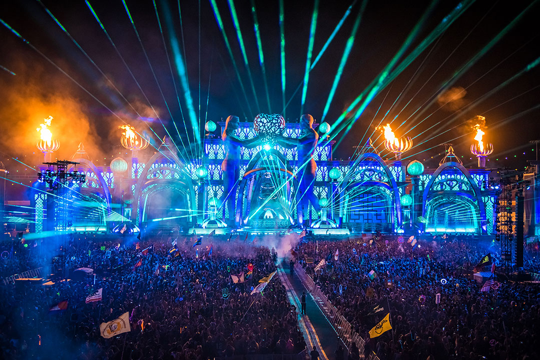 Blue lights and lasers onstage