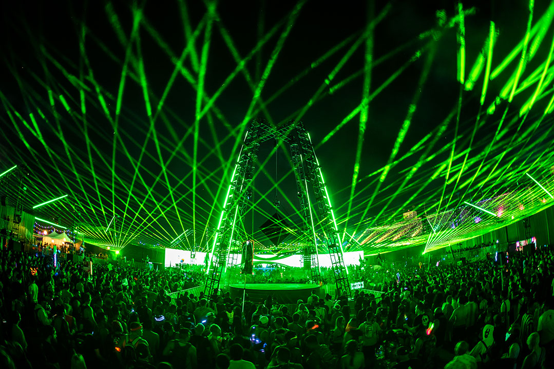 Green laser light show