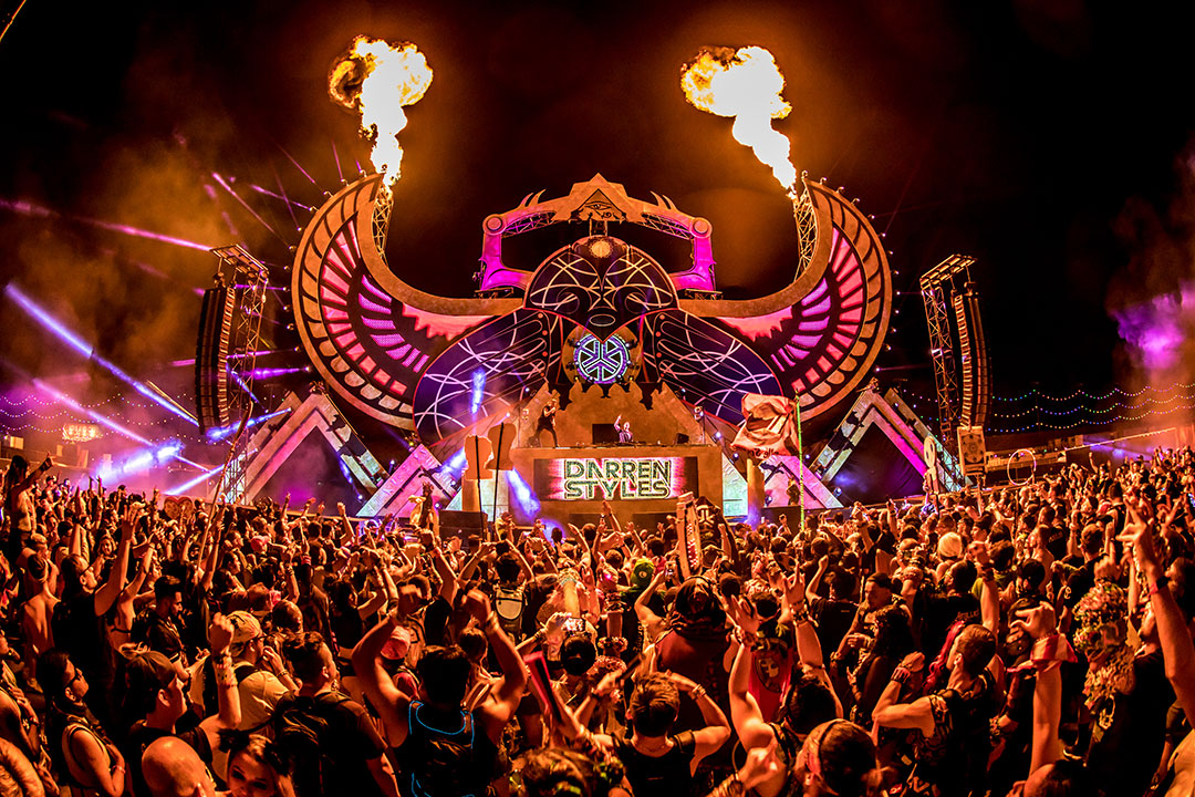 Flame effects onstage