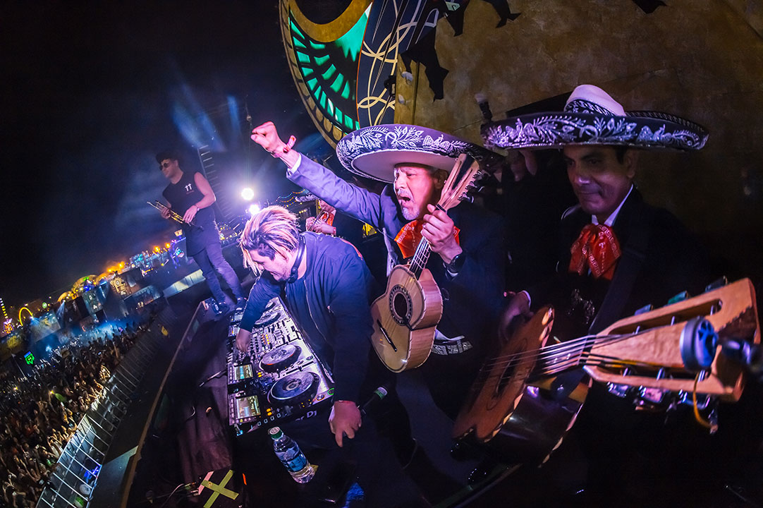 Mariachi guests onstage