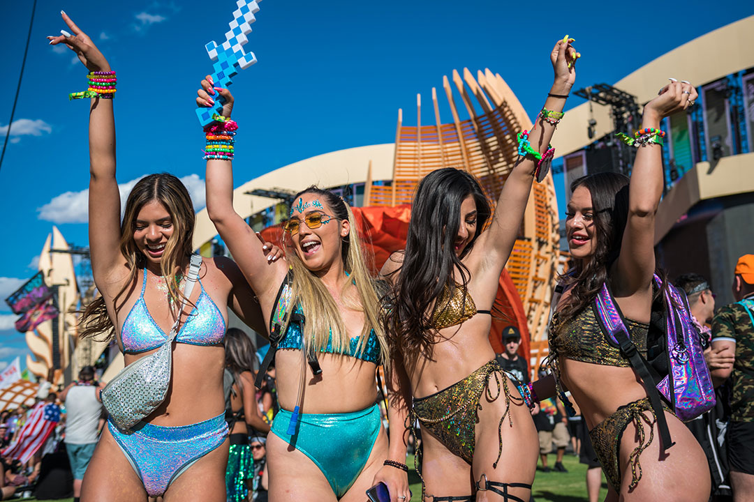 Happy Headliners