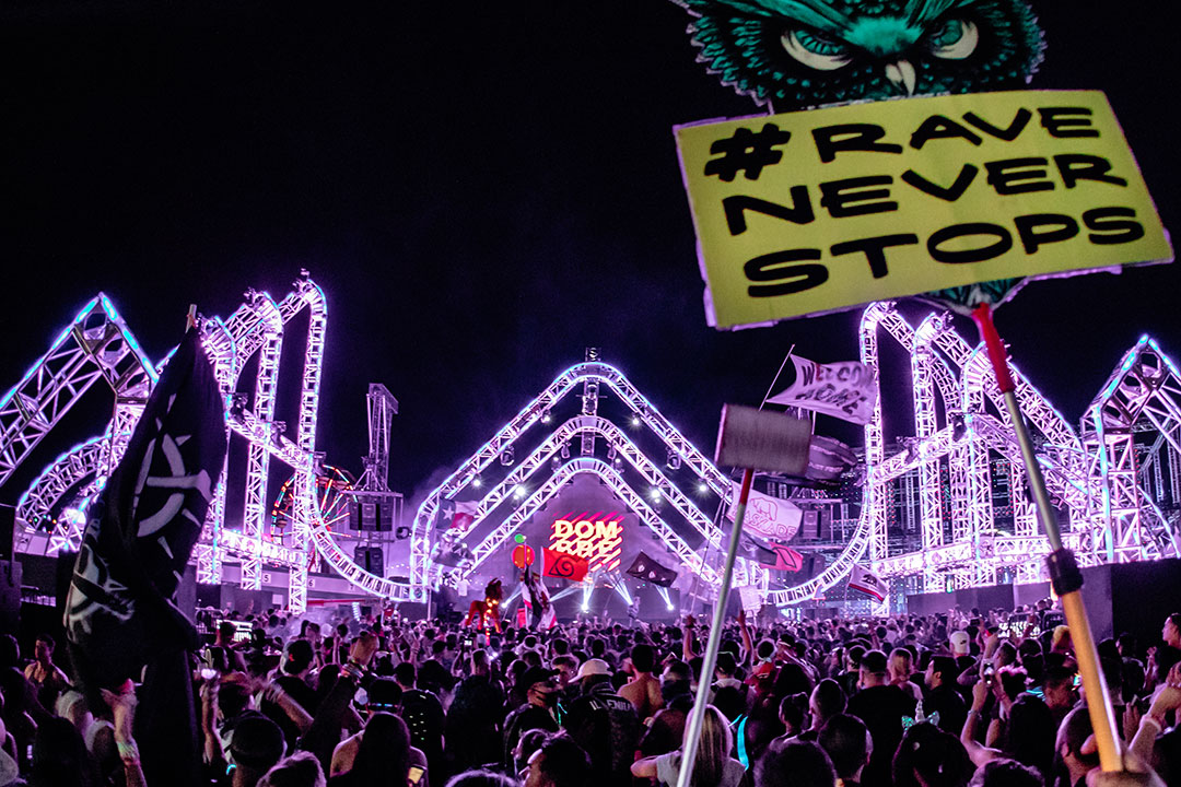 totems at the stereoBLOOM stage