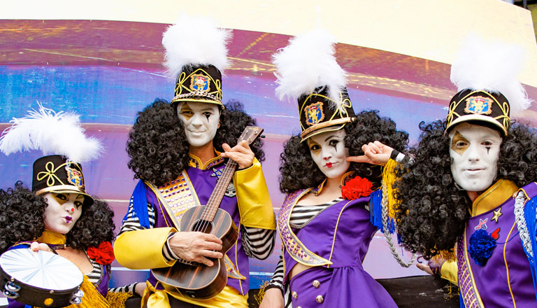 Travel Header