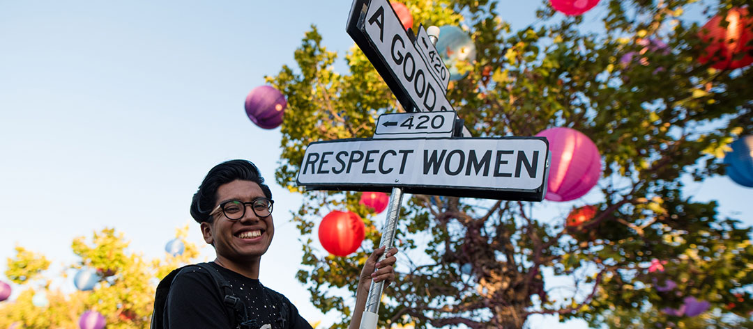 "Respect Women" totem