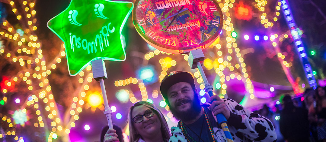 Headliners with glowing totems