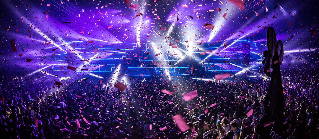 Confetti rains over the crowd