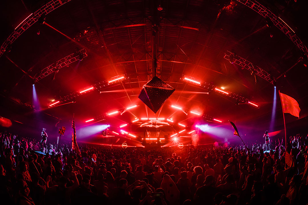 Lights and lasers