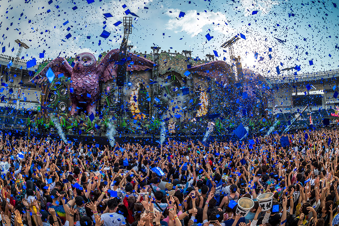 kineticFIELD confetti at EDC Japan 2017