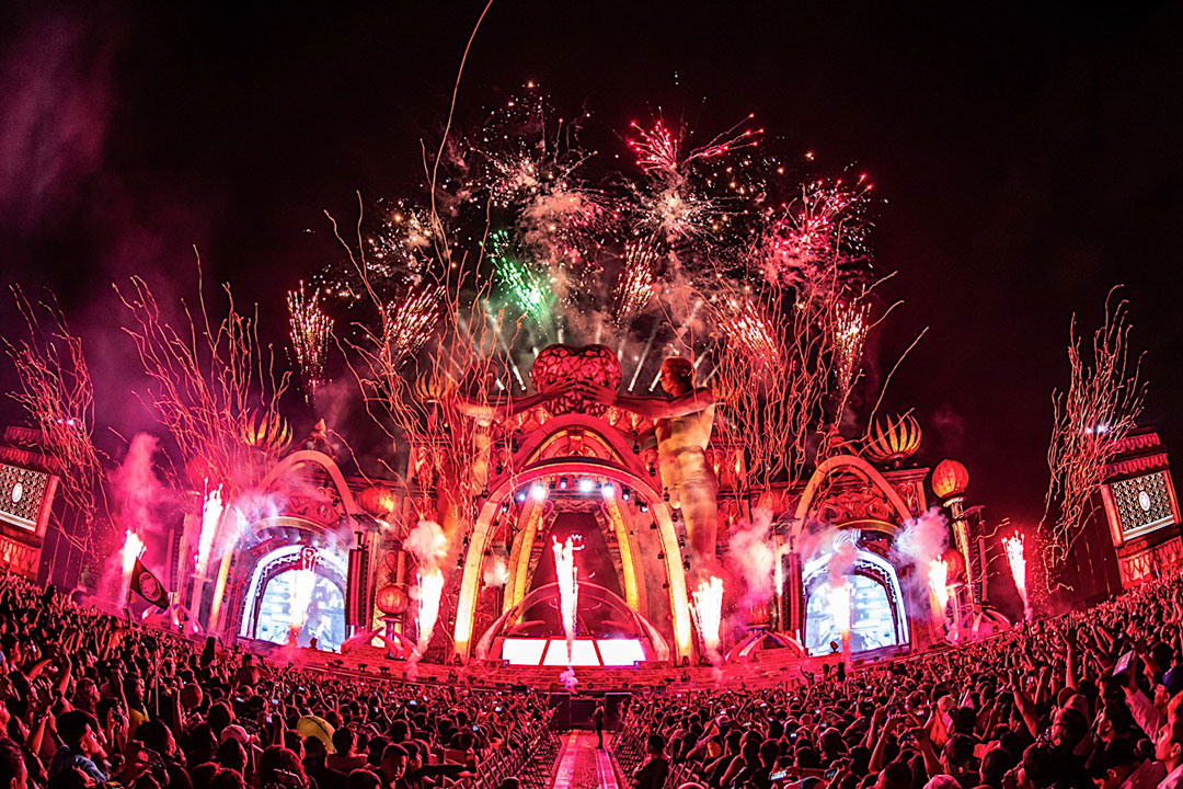 kineticFIELD