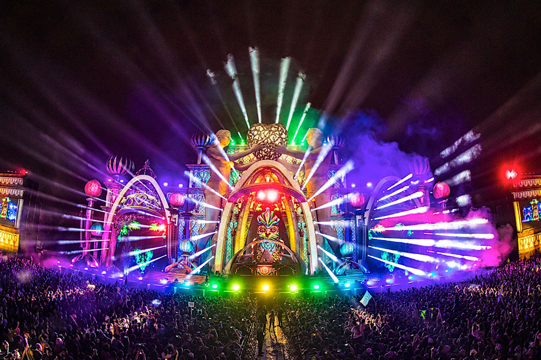 kineticFIELD