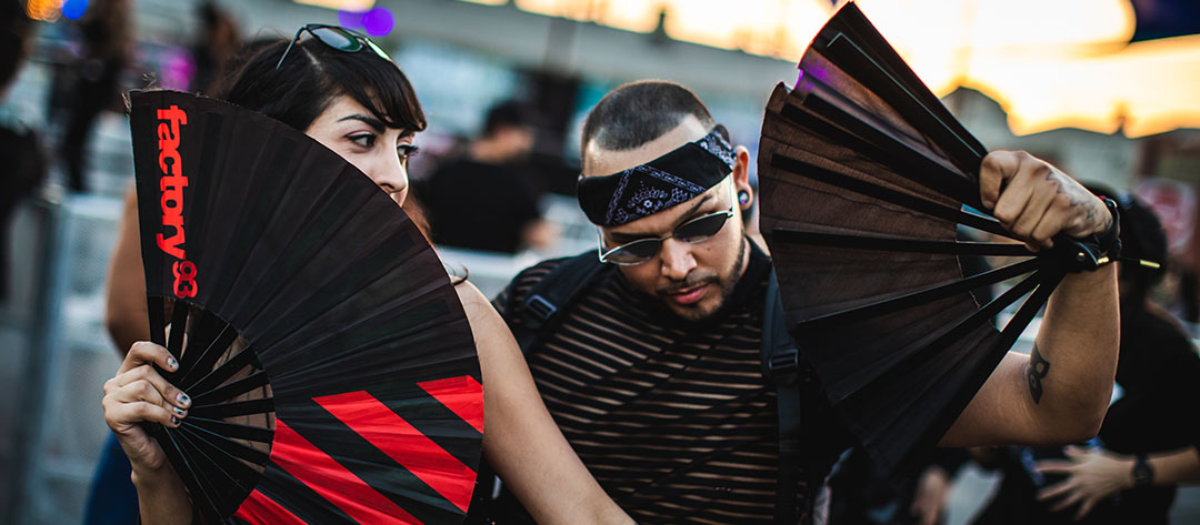 dances with fans