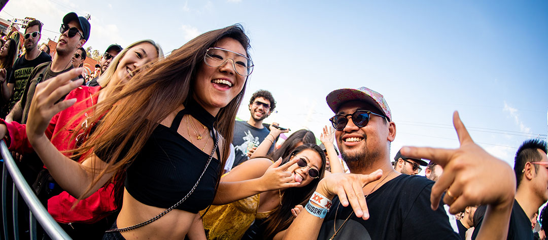 happy Headliners