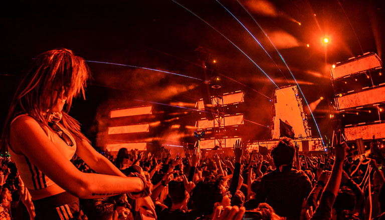 Travel Packages Header