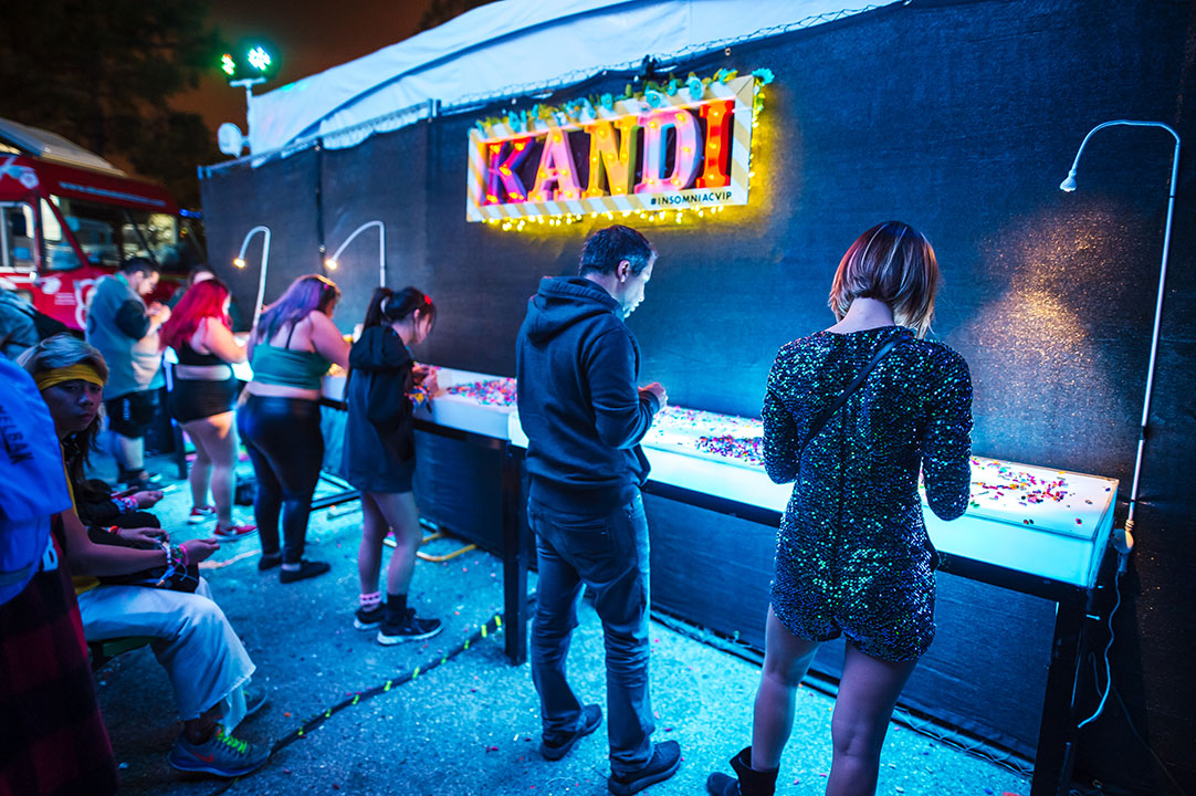 Get creative at our VIP kandi-making stations.